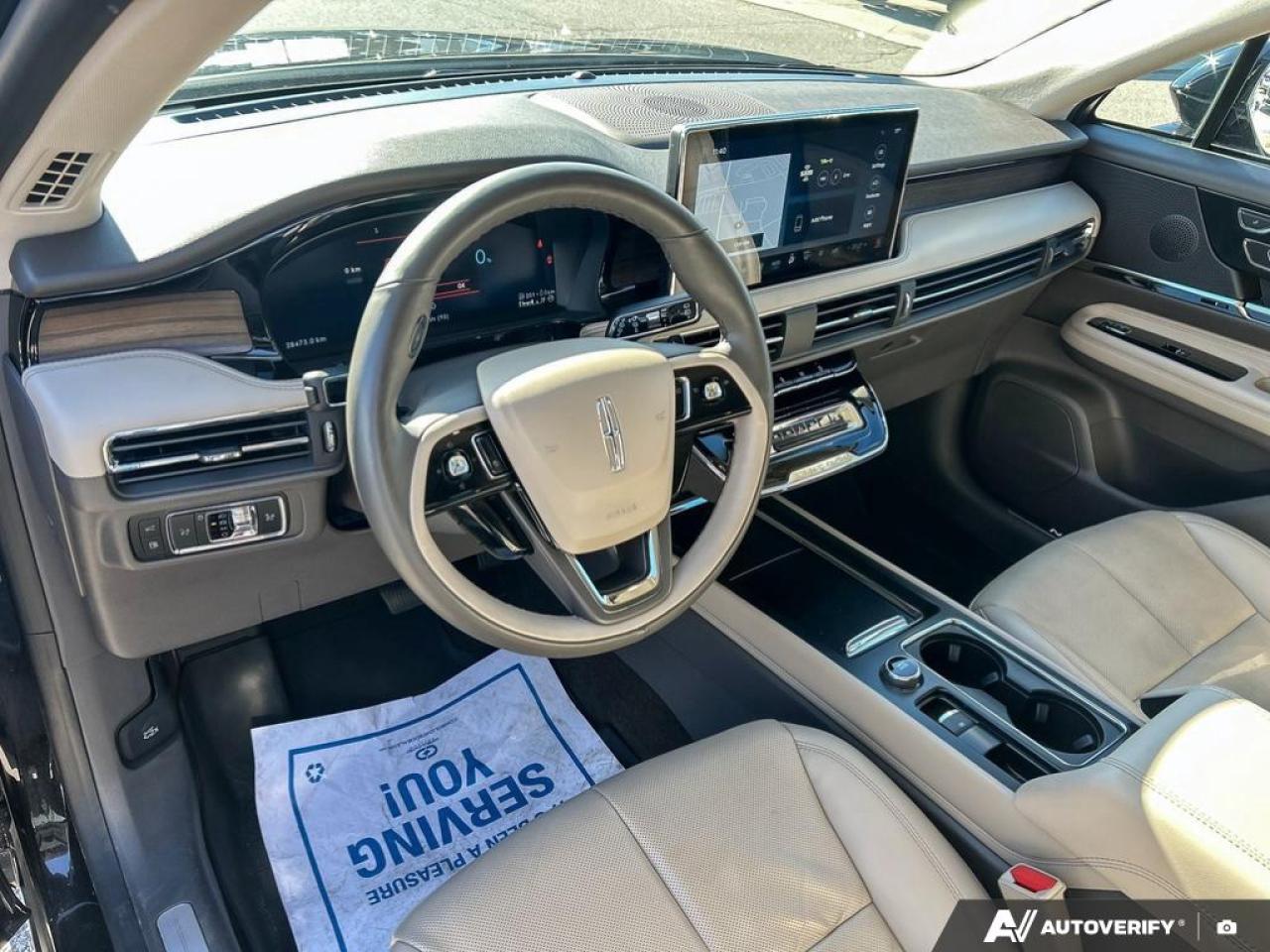 2024 Lincoln Corsair Grand Touring 301A|$7K IN OPTIONS|NO ACCIDENT |PLUG-IN|20 WHLS Photo