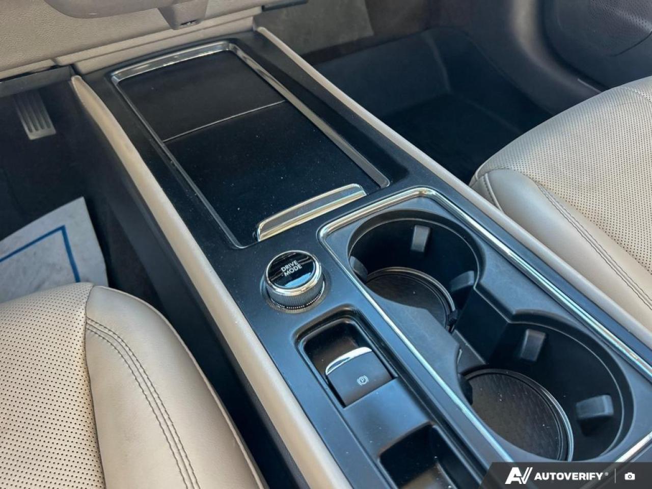 2024 Lincoln Corsair Grand Touring 301A|$7K IN OPTIONS|NO ACCIDENT |PLUG-IN|20 WHLS Photo