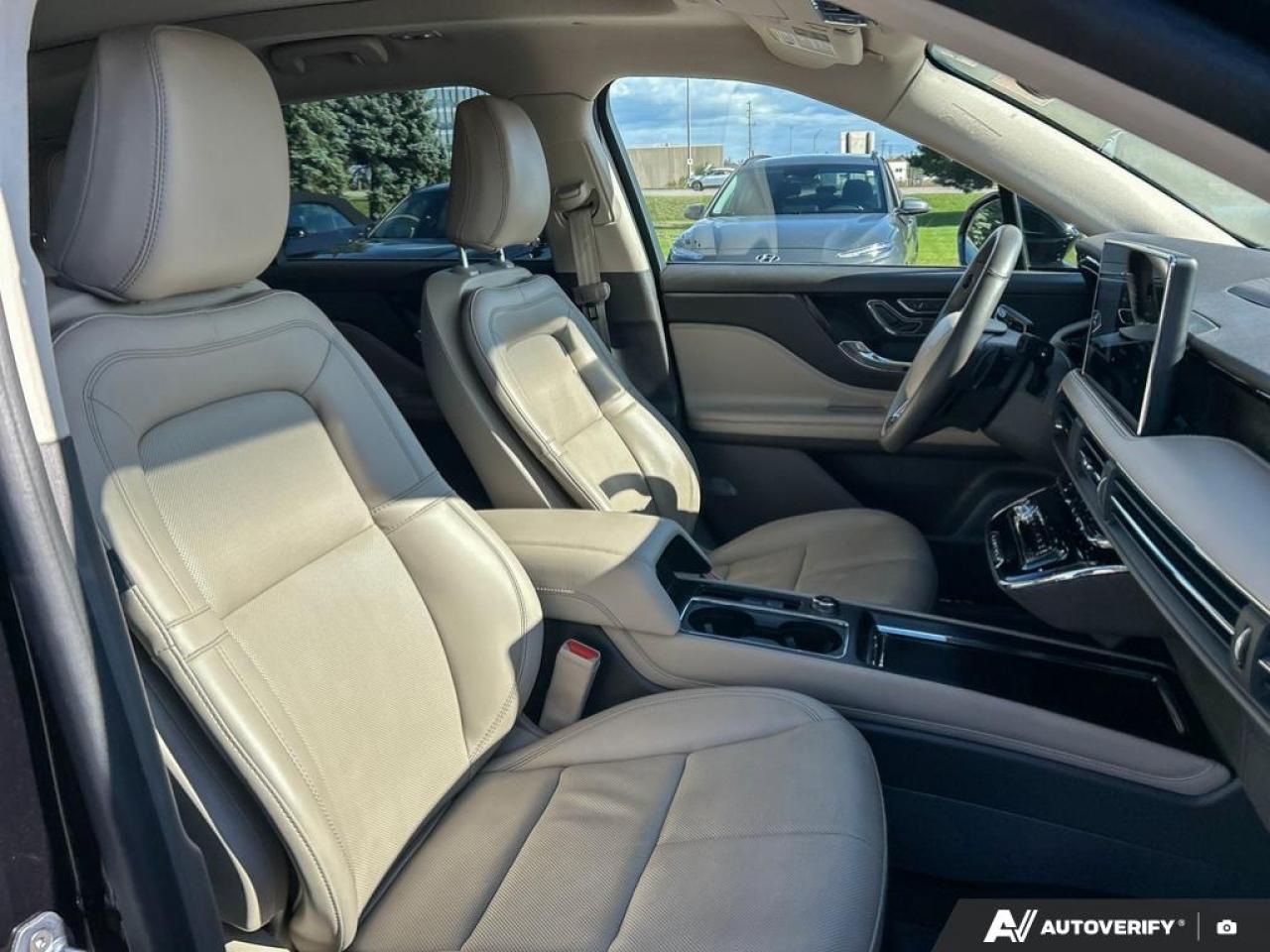 2024 Lincoln Corsair Grand Touring 301A|$7K IN OPTIONS|NO ACCIDENT |PLUG-IN|20 WHLS Photo