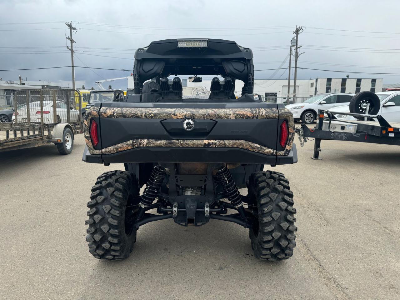 2022 Can-Am Commander XMR 1000 - Photo #5