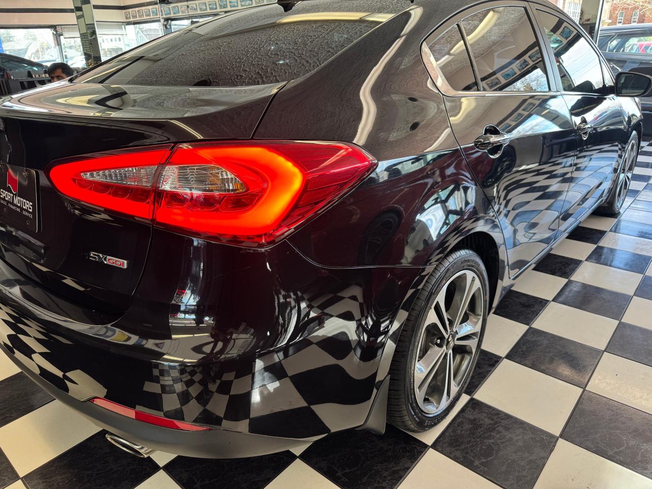 2016 Kia Forte SX+New Tires+Roof+GPS+Cooled Leather+CLEAN CARFAX - Photo #39