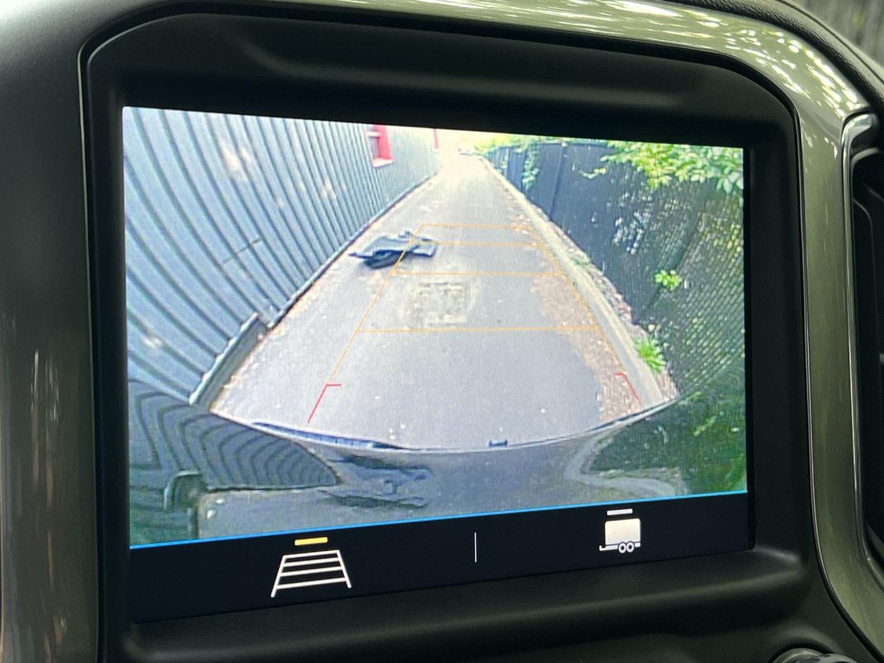 2022 Chevrolet Silverado 1500 LT TRAIL BOSS 4X4 | DURAMAX | CREW | HTD SEATS Photo