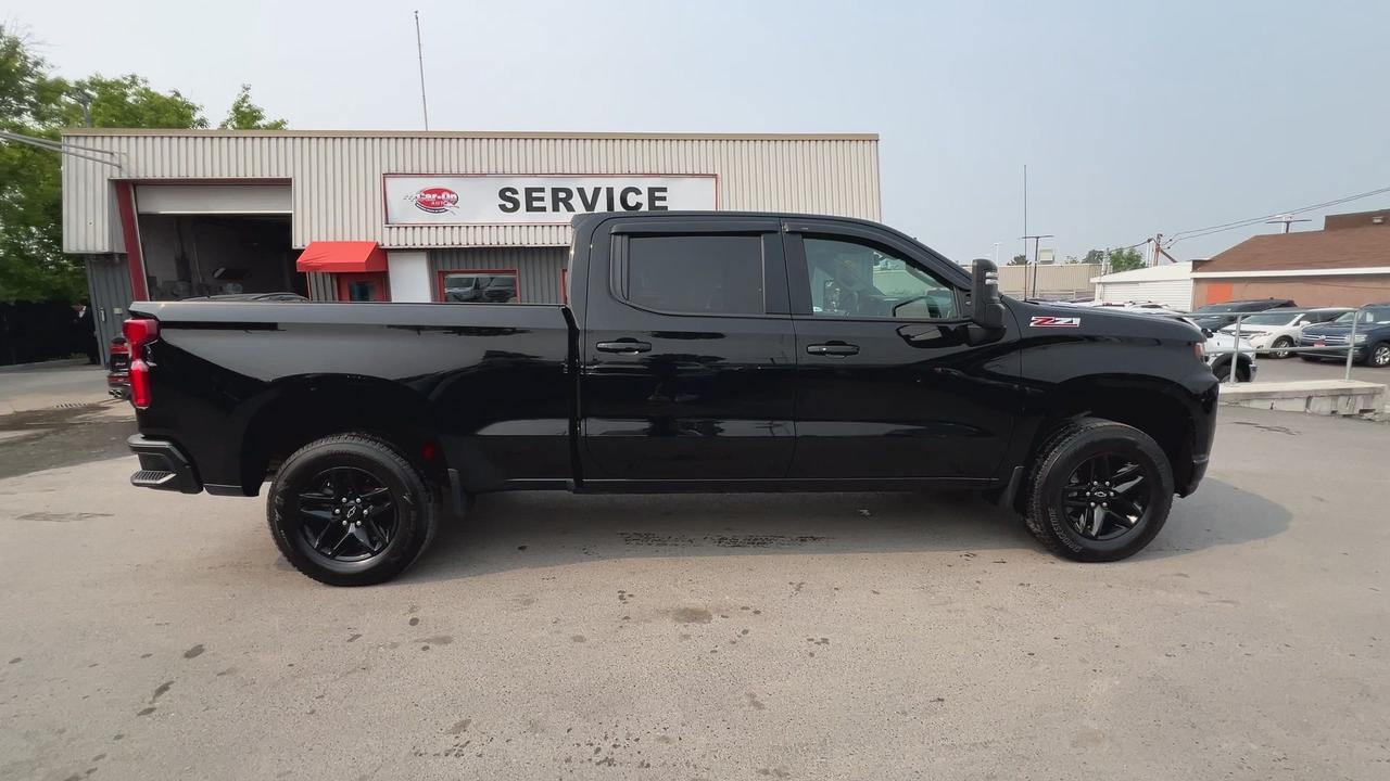 2022 Chevrolet Silverado 1500 LT TRAIL BOSS 4X4 | DURAMAX | CREW | HTD SEATS Photo
