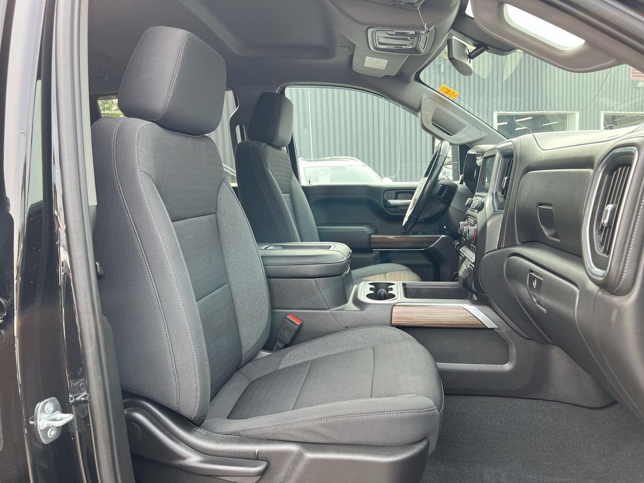 2022 Chevrolet Silverado 1500 LT TRAIL BOSS 4X4 | DURAMAX | CREW | HTD SEATS Photo