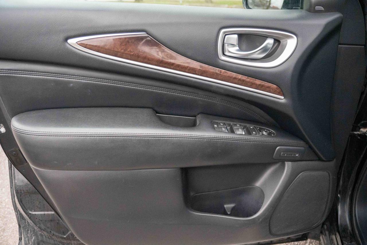 2013 Infiniti JX35 Base - Photo #15