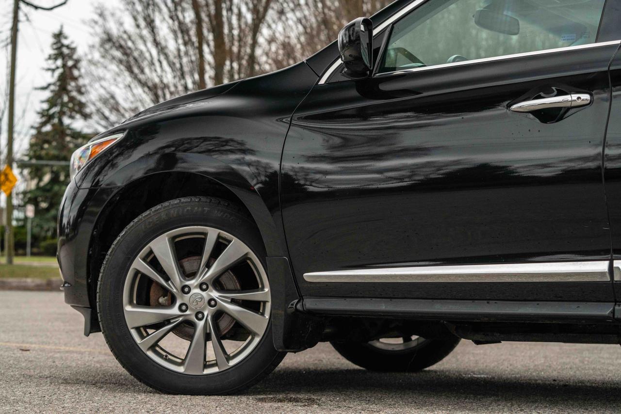 2013 Infiniti JX35 Base - Photo #11