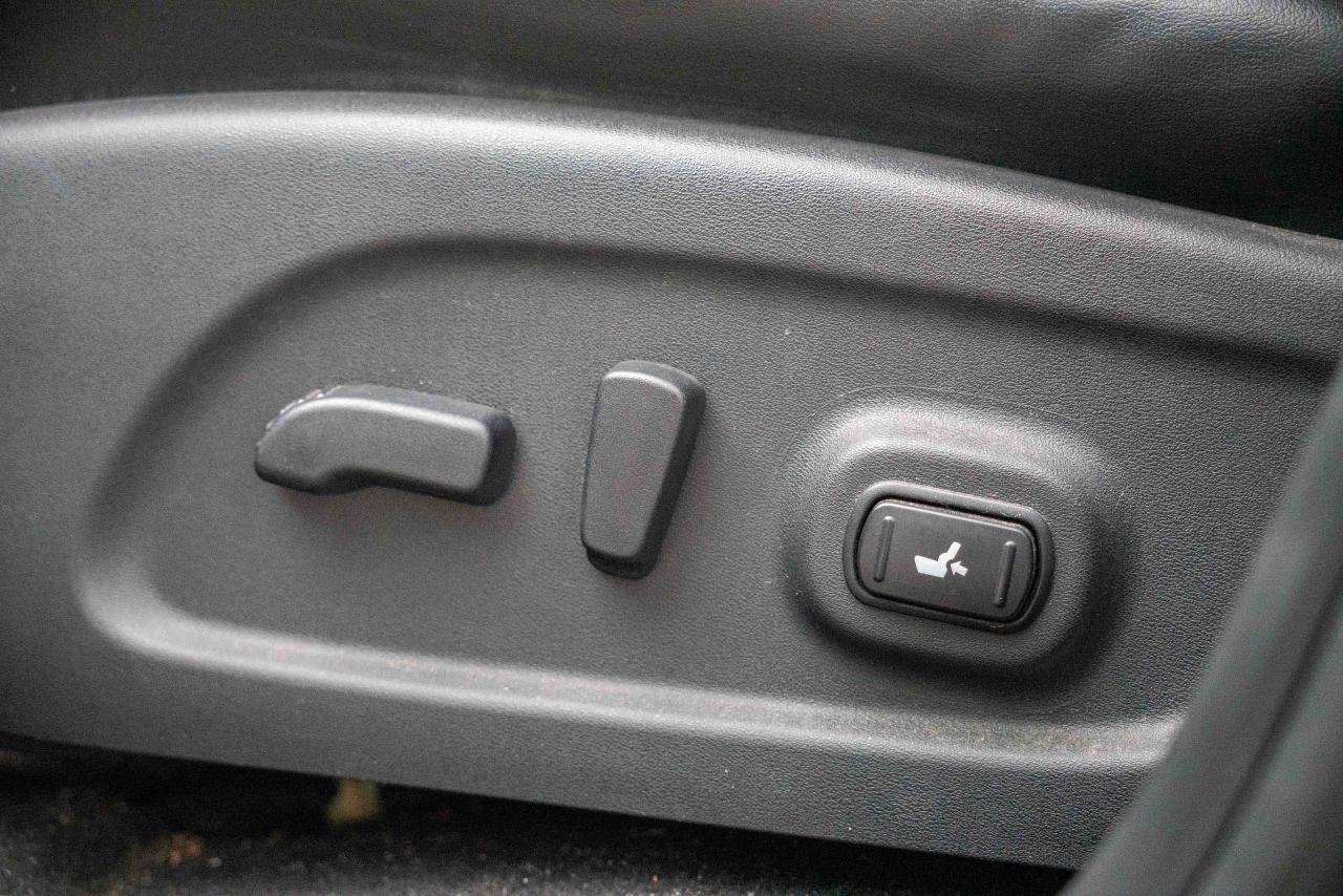 2013 Infiniti JX35 Base - Photo #21
