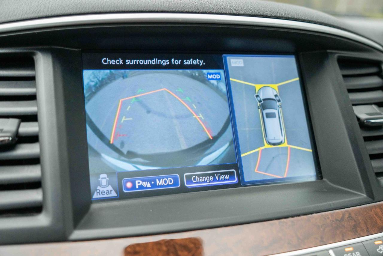 2013 Infiniti JX35 Base - Photo #37