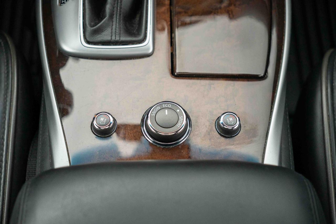 2013 Infiniti JX35 Base - Photo #45