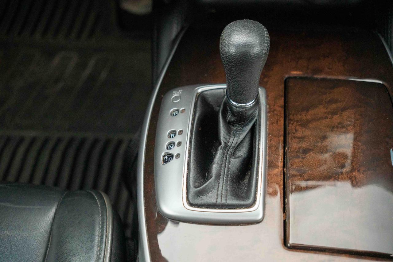 2013 Infiniti JX35 Base - Photo #44