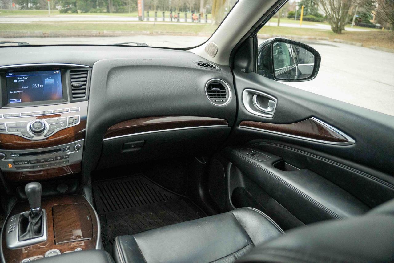 2013 Infiniti JX35 Base - Photo #48