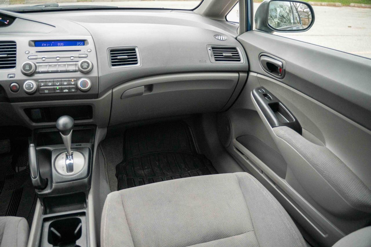 2009 Honda Civic DX - Photo #28