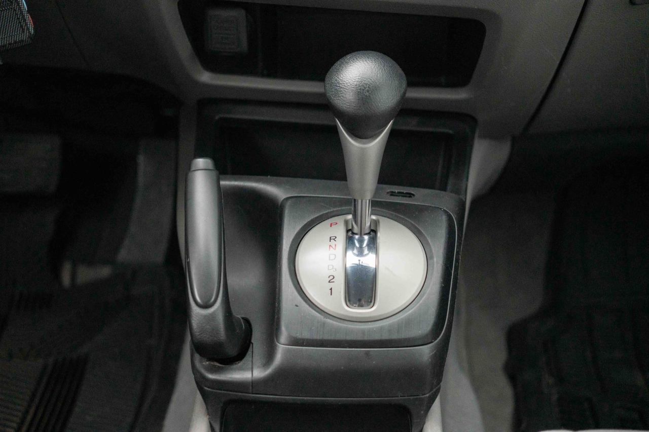 2009 Honda Civic DX - Photo #26