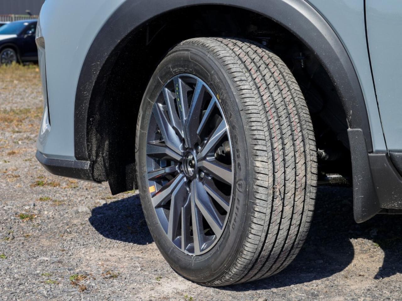 2025 Nissan Kicks Play SV  - Heated Seats -  Apple CarPlay Photo