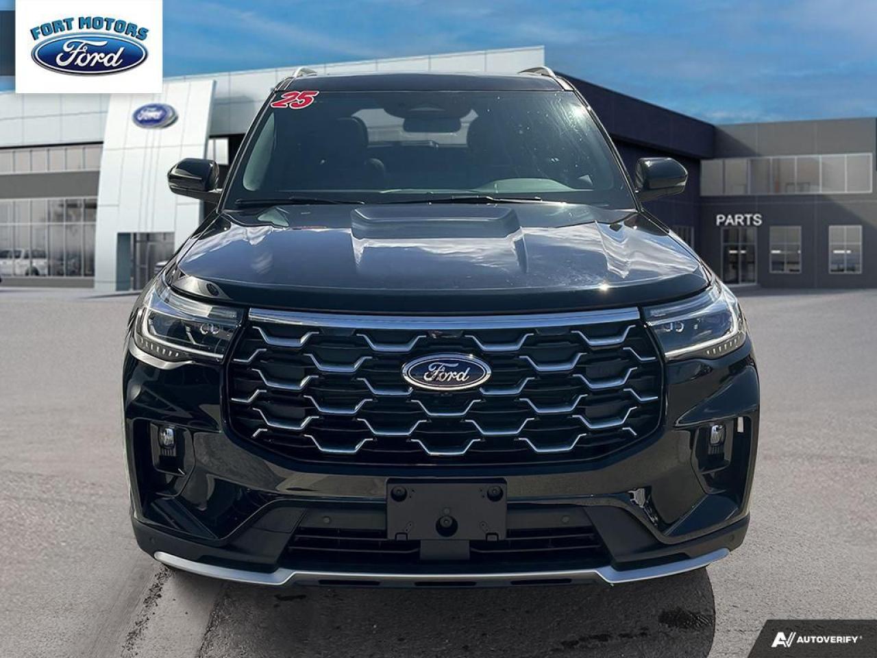 2025 Ford Explorer Platinum Photo5