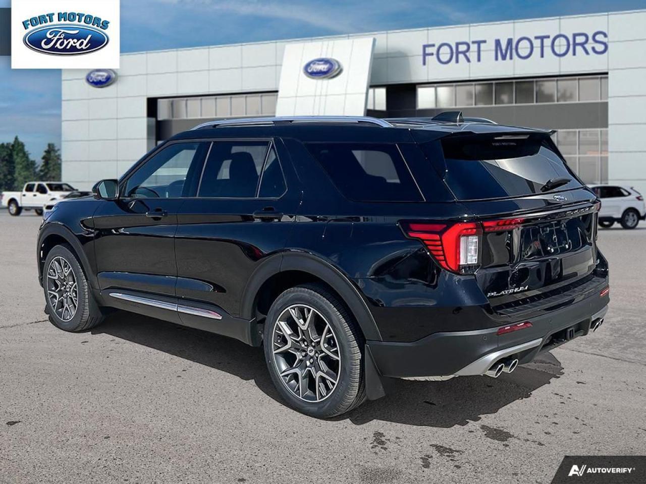 2025 Ford Explorer Platinum Photo