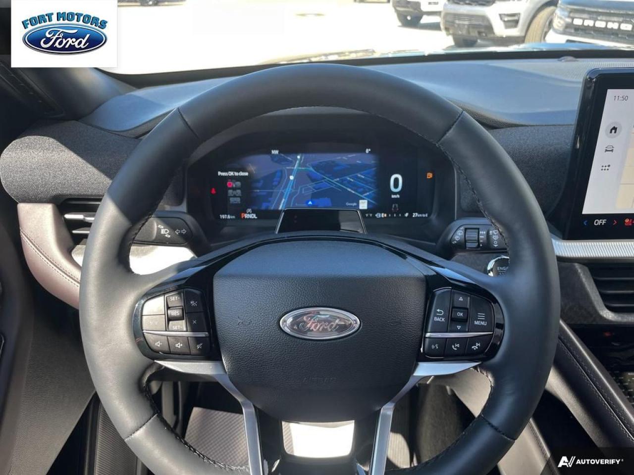 2025 Ford Explorer Platinum Photo5