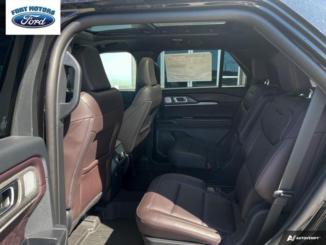 2025 Ford Explorer Platinum Photo5