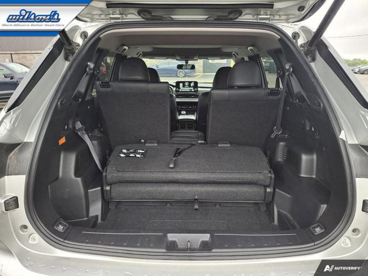 2024 Mitsubishi Outlander Plug-In Hybrid LE PHEV |Pano Roof | Leather | 7 Pass | Heated Seats + Steering | Adaptive Cruise |  & More! Photo