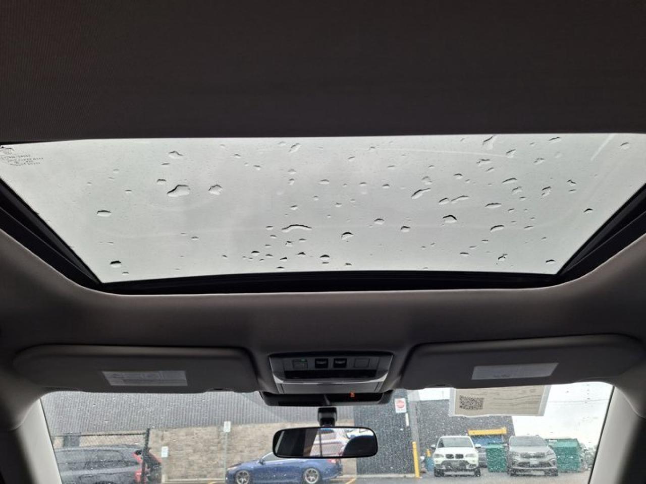 2024 Mitsubishi Outlander Plug-In Hybrid LE PHEV |Pano Roof | Leather | 7 Pass | Heated Seats + Steering | Adaptive Cruise |  & More! Photo