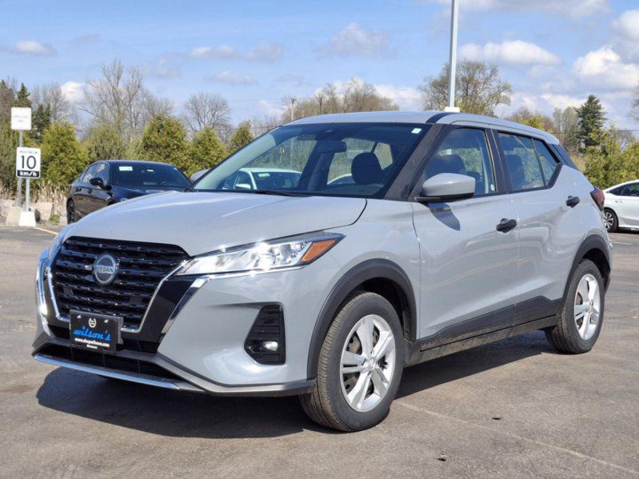 Used 2021 Nissan Kicks S | CarPlay + Android | Bluetooth | Rear Camera | and More ! for sale in Guelph, ON
