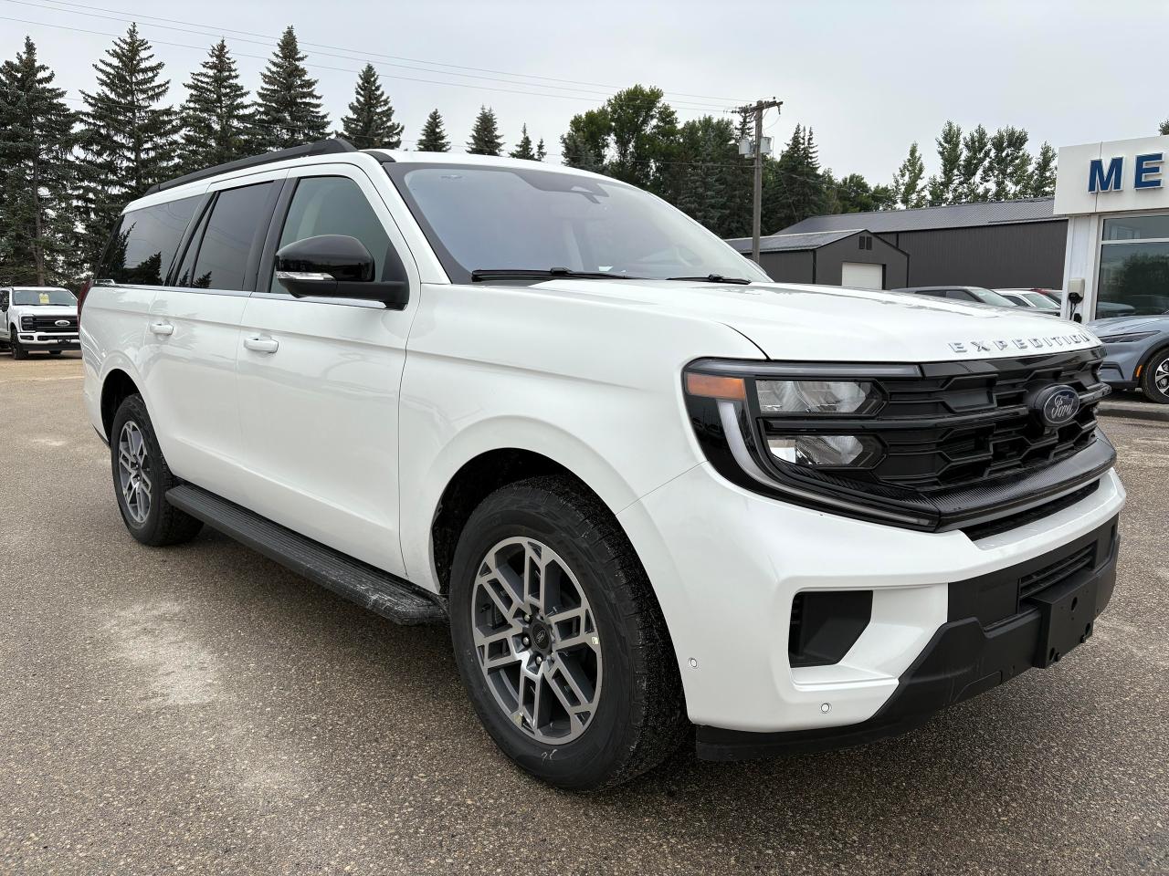 2025 Ford Expedition ACTIVE MAX 4X4 Photo3