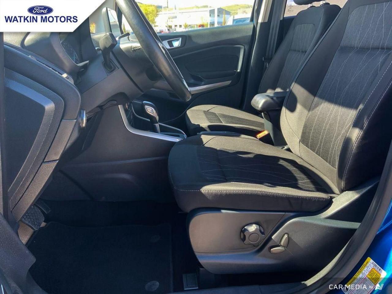 2018 Ford EcoSport SE FWD Photo29