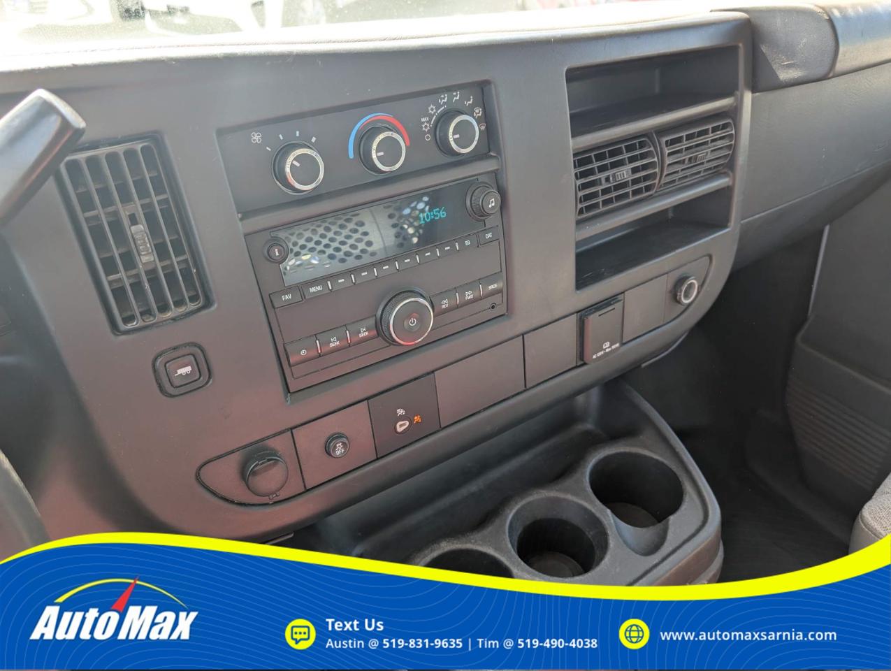 2017 GMC Savana 2500 Work Van Photo