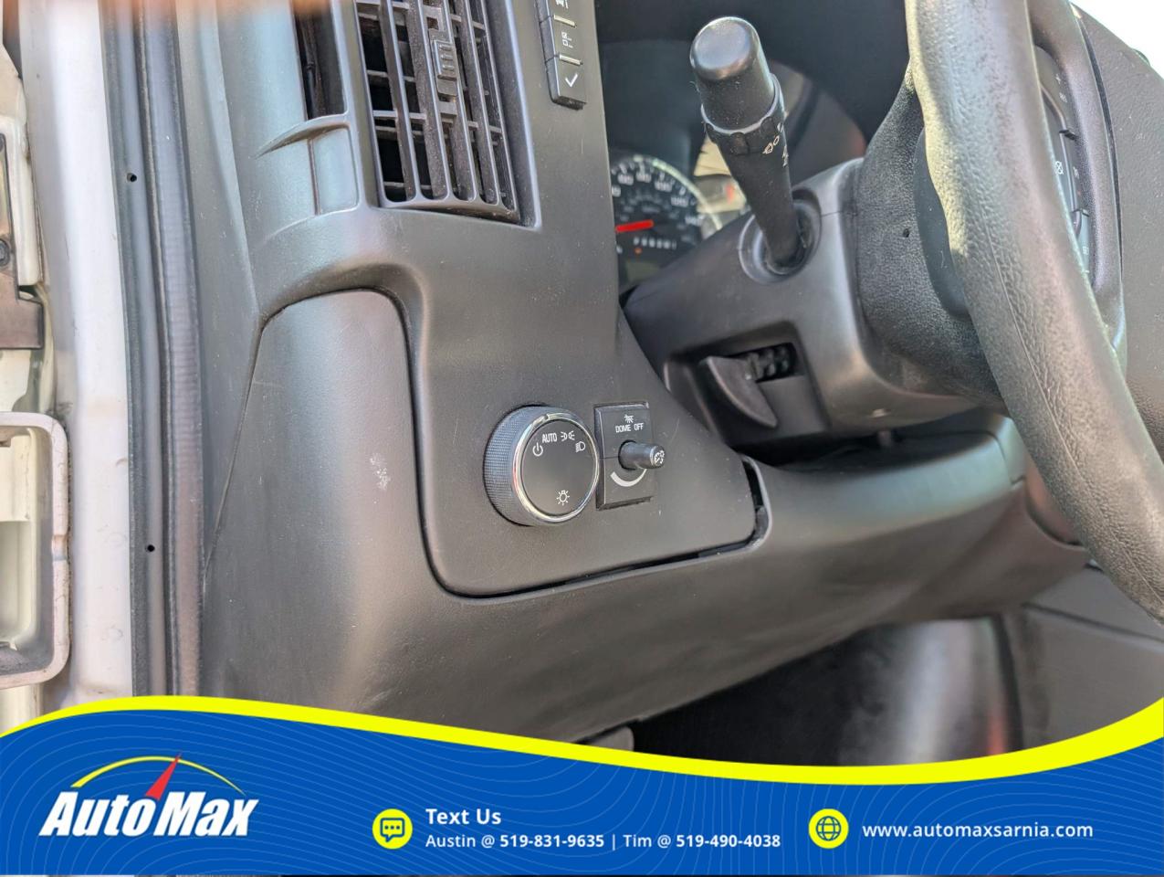 2017 GMC Savana 2500 Work Van Photo