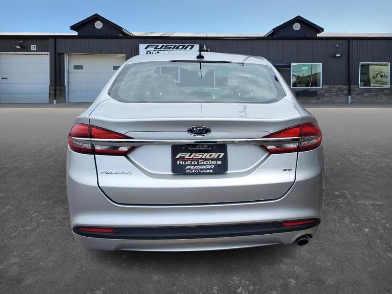 2018 Ford Fusion SE FWD-REAR CAMERA-BLUETOOTH-ALLOY WHEELS - Photo #4