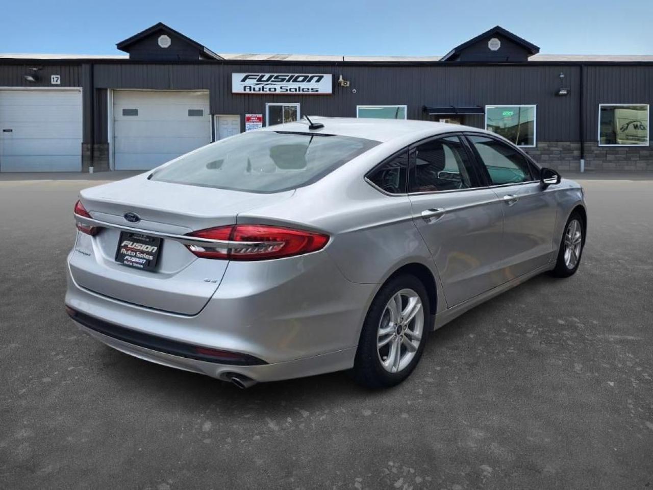 2018 Ford Fusion SE FWD-REAR CAMERA-BLUETOOTH-ALLOY WHEELS - Photo #5