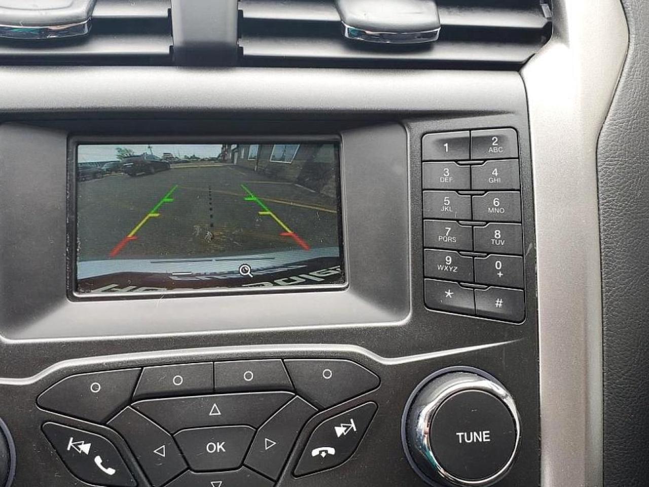 2018 Ford Fusion SE FWD-REAR CAMERA-BLUETOOTH-ALLOY WHEELS - Photo #16