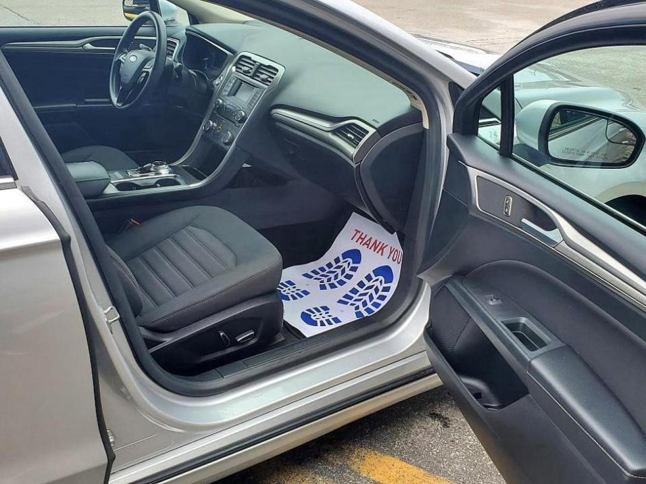 2018 Ford Fusion SE FWD-"NO TAX SALE-MAX $2000-LTD TIME ONLY" - Photo #10