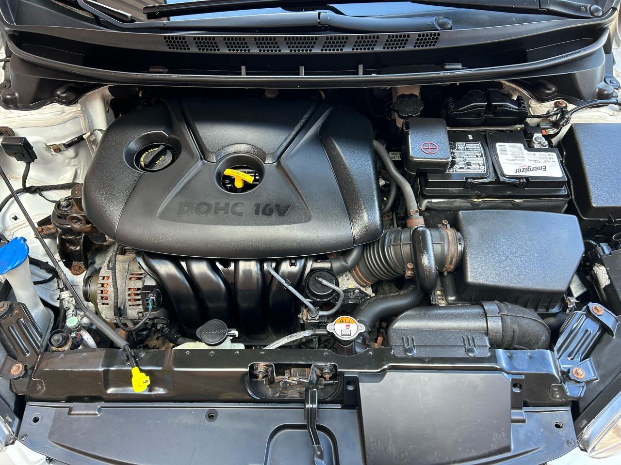 2015 Hyundai Elantra GL - Photo #16