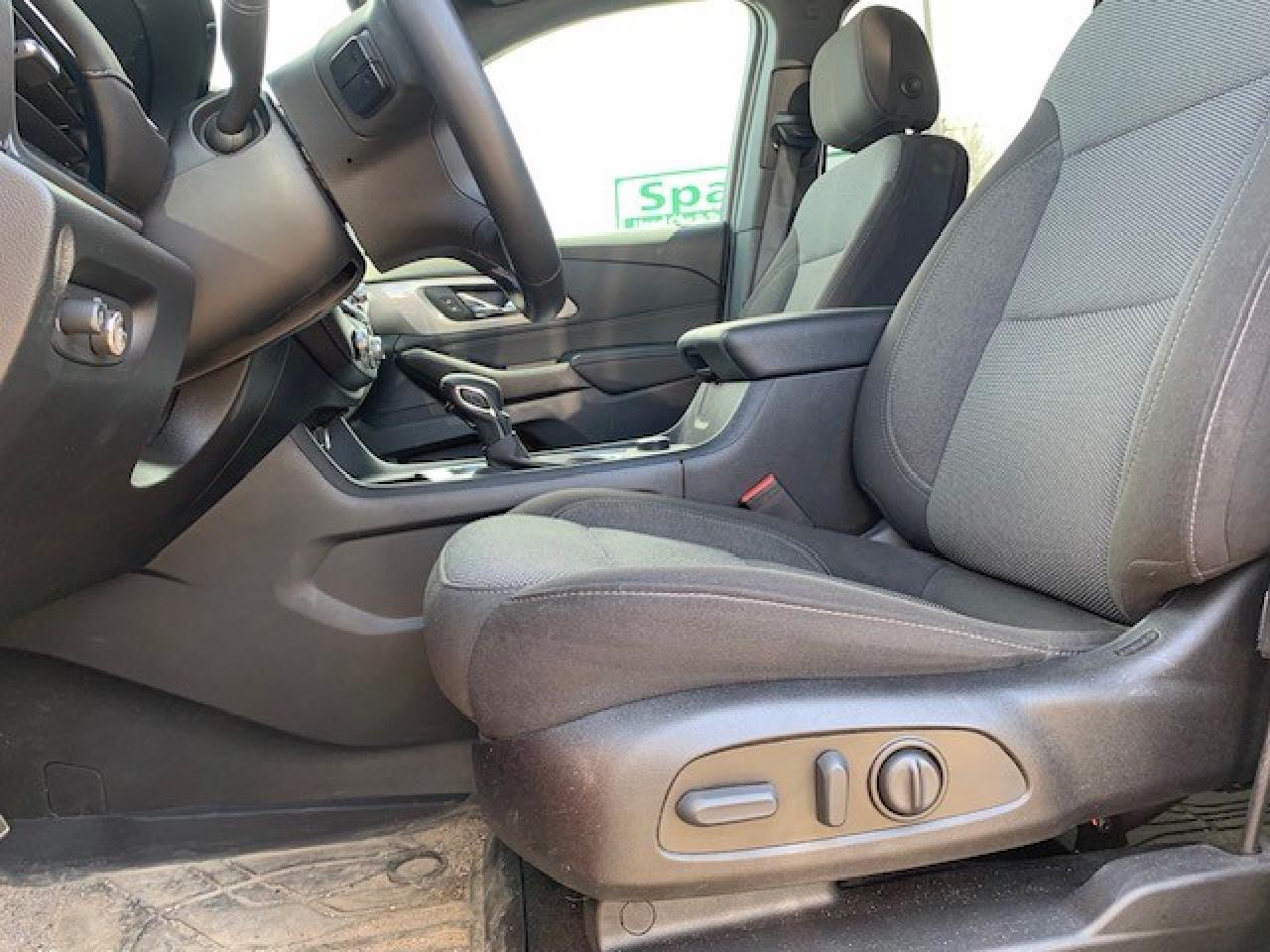 2023 Chevrolet Traverse AWD 4dr LT Cloth w/1LT - Photo #14