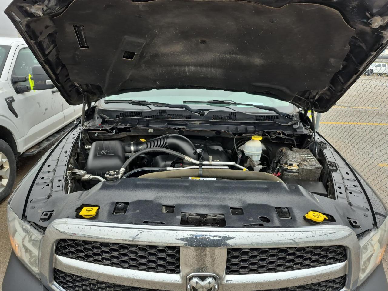 2017 RAM 1500 ST - Photo #7