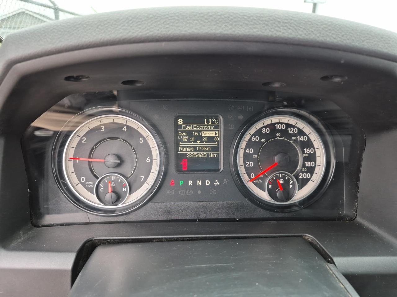 2017 RAM 1500 ST - Photo #9