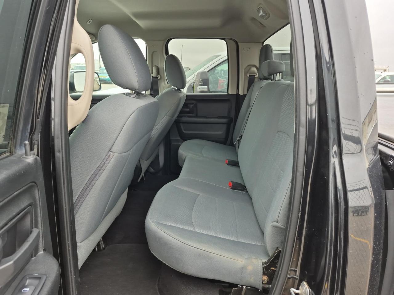 2017 RAM 1500 ST - Photo #12