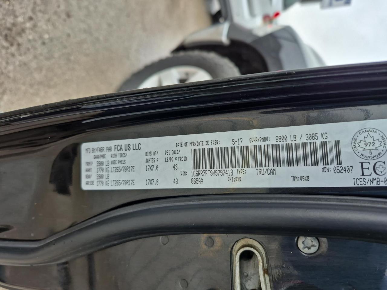 2017 RAM 1500 ST - Photo #13