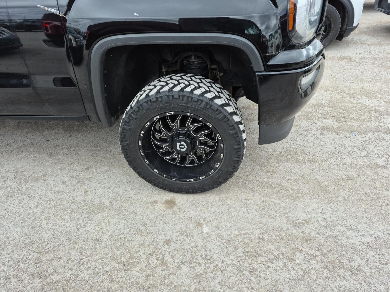 2016 GMC Sierra 1500 SLE - Photo #14