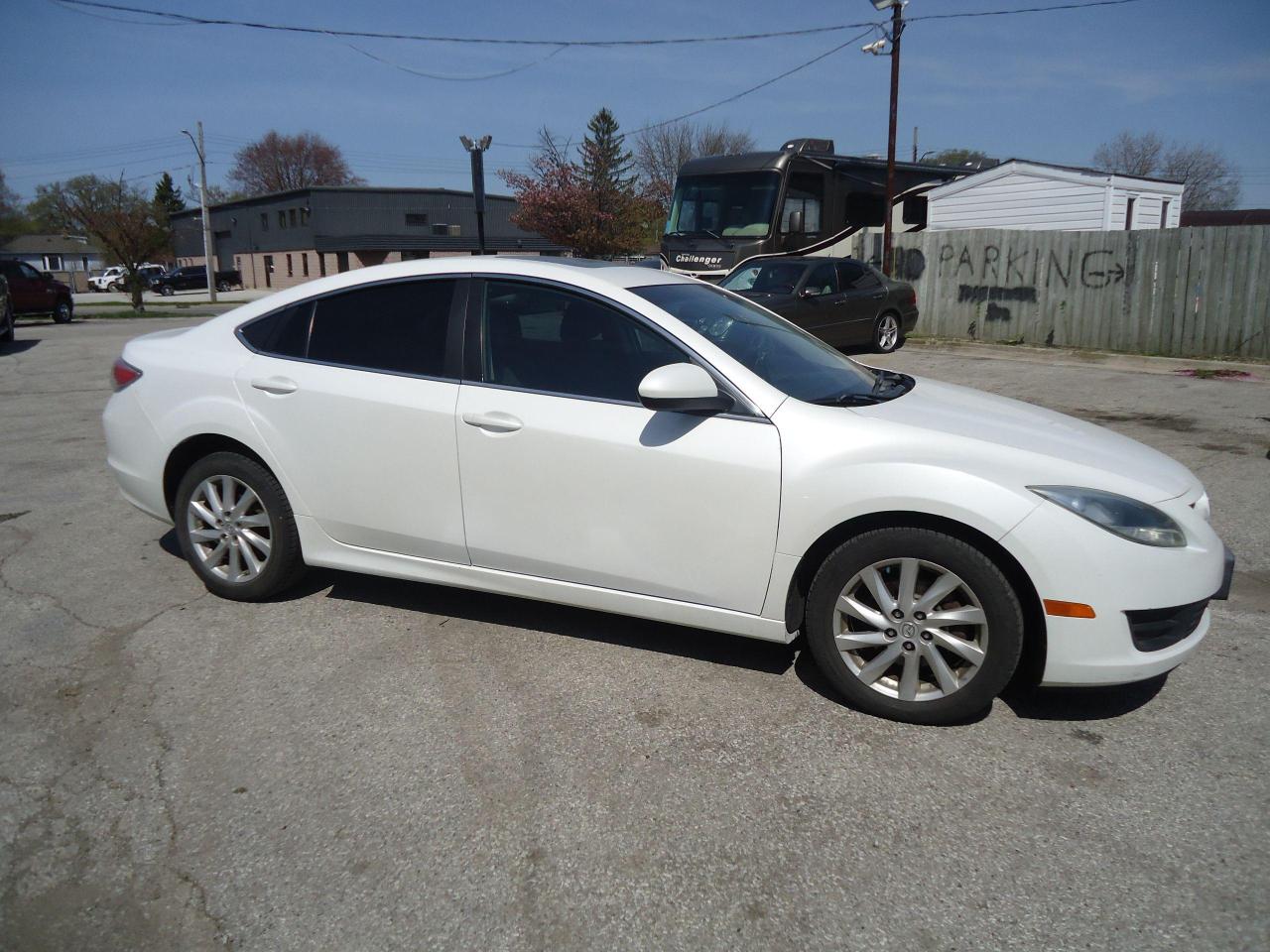 2011 Mazda MAZDA6 4DR SDN I4 AUTO GS - Photo #2