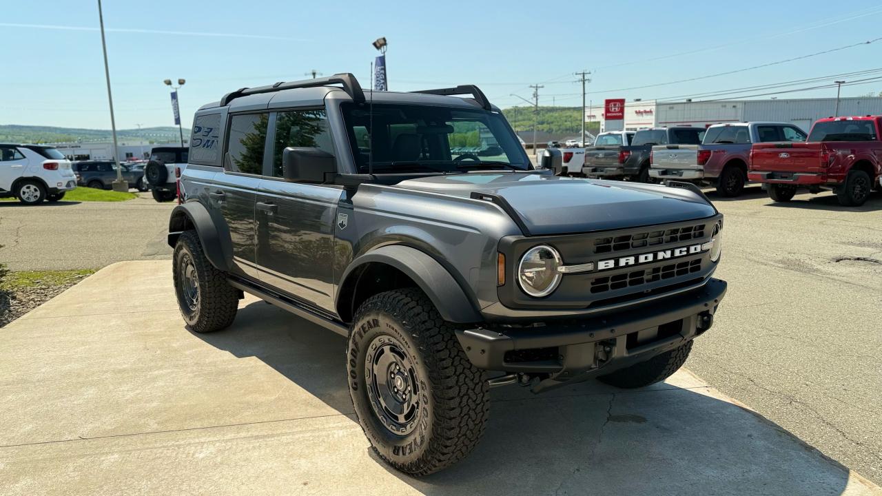 2025 Ford Bronco Big Bend® Photo1