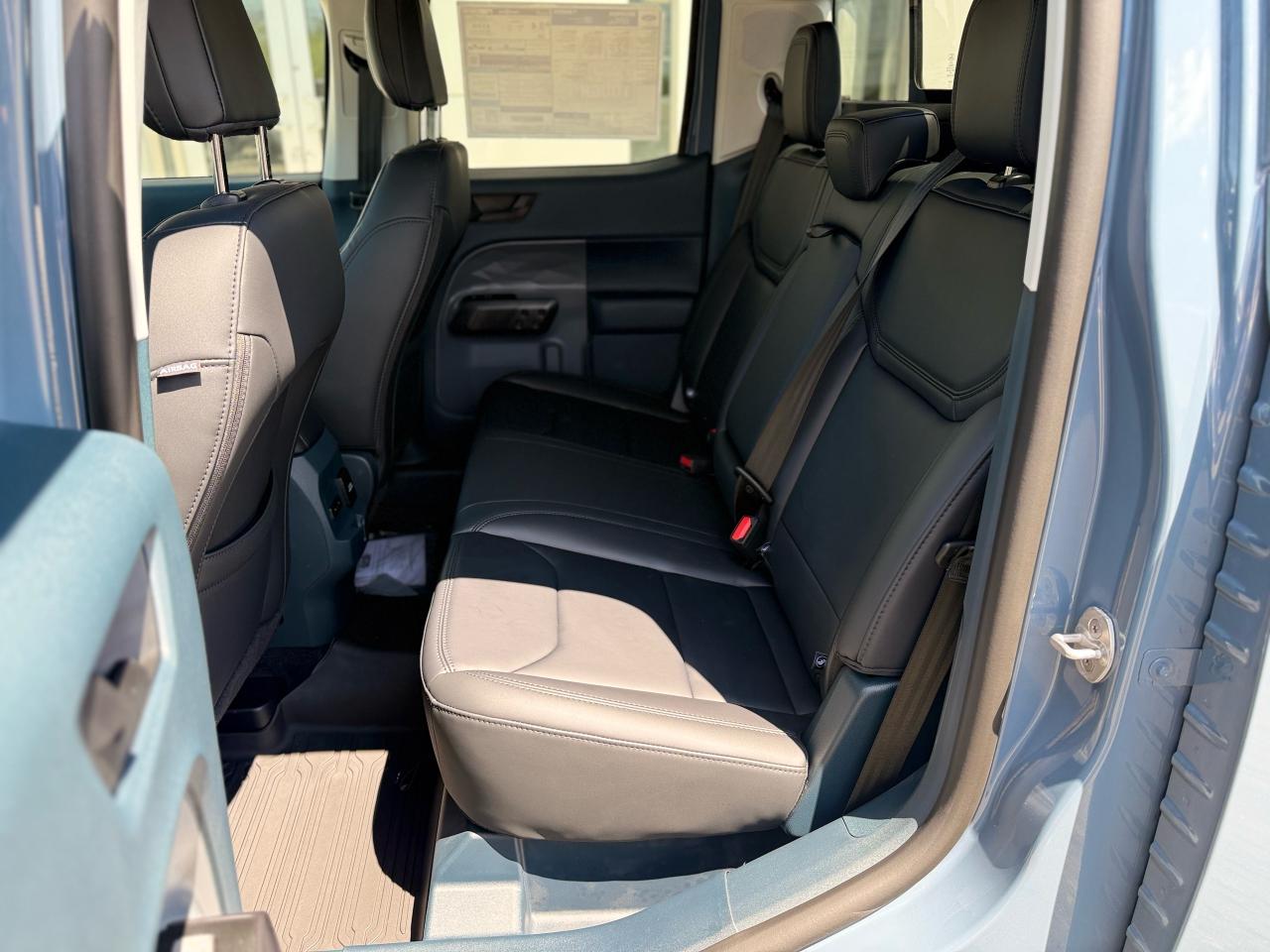 2025 Ford Maverick LARIAT® Photo5
