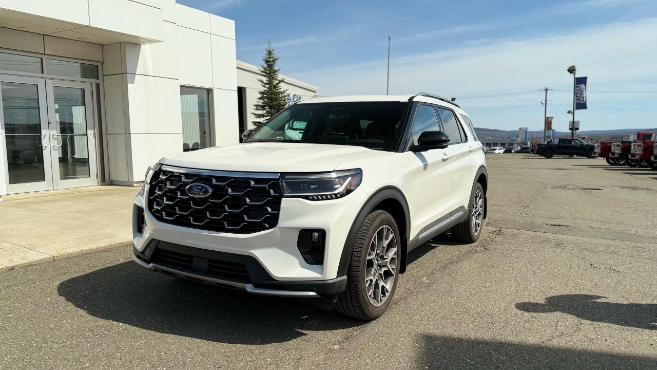 2025 Ford Explorer Platinum Photo0