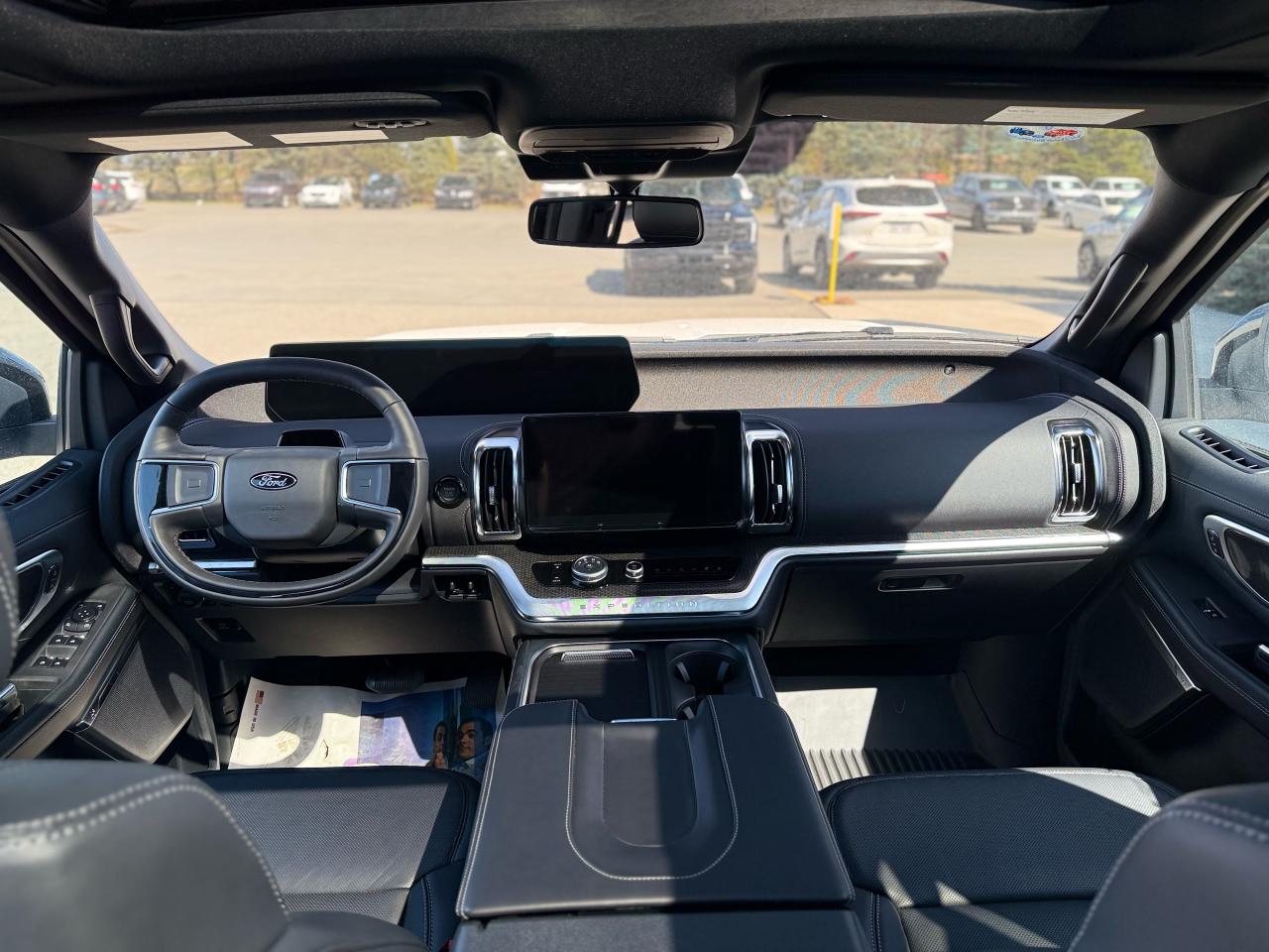 2025 Ford Expedition Platinum® MAX Photo5