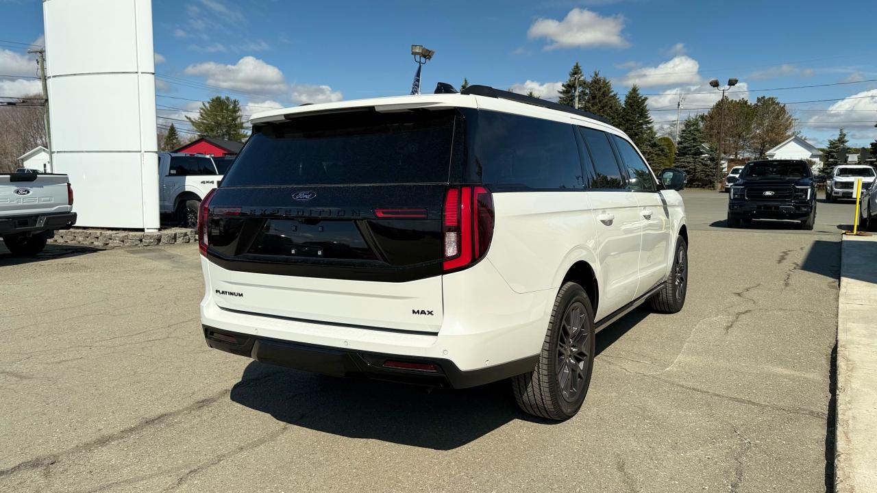 2025 Ford Expedition Platinum® MAX Photo5