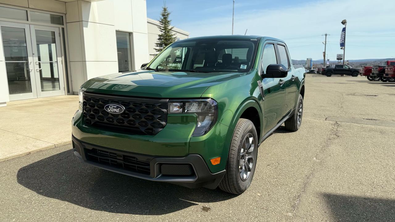 2025 Ford Maverick XLT Photo0