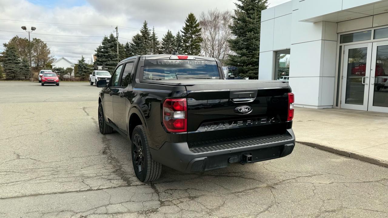 2025 Ford Maverick XLT Photo