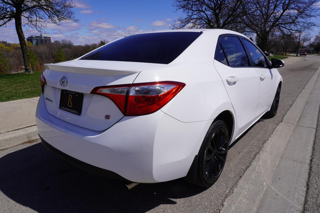 2015 Toyota Corolla 50TH ANNIVERSARY / SPORT / NO ACCIDENTS / MANUAL Photo3