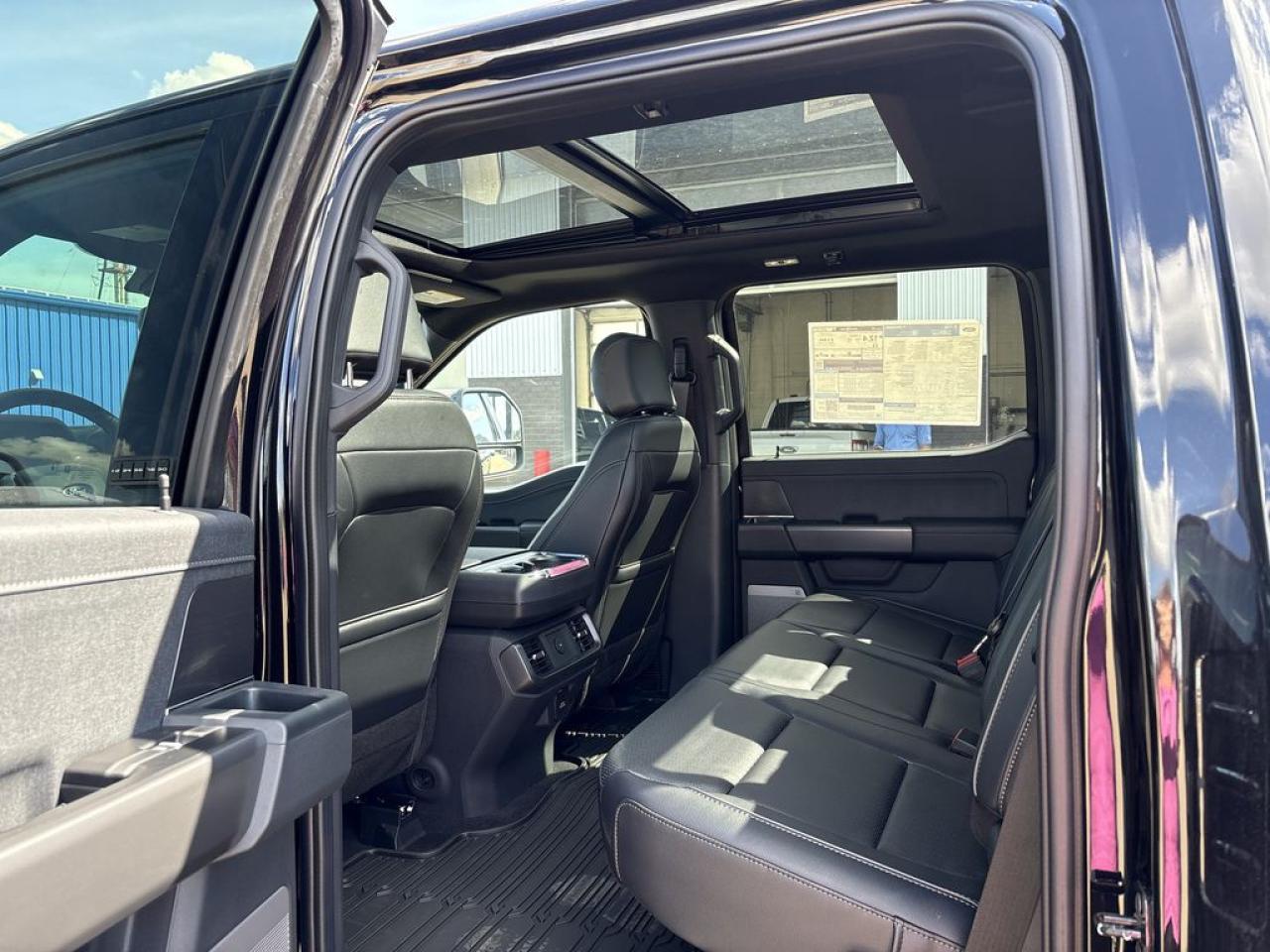 2025 Ford F-150 LARIAT 6.5' Box 501A Photo5